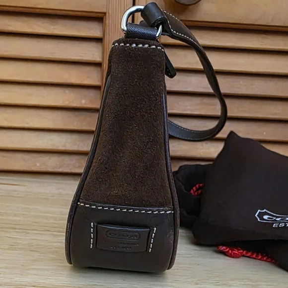 Vintage Coach Hampton Demi Baguette Brown Suede And Leather Shoulder Bag - Picture 10 of 16